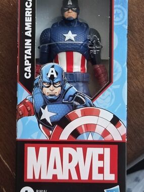 Marvel Captain America Action Figure -NIB